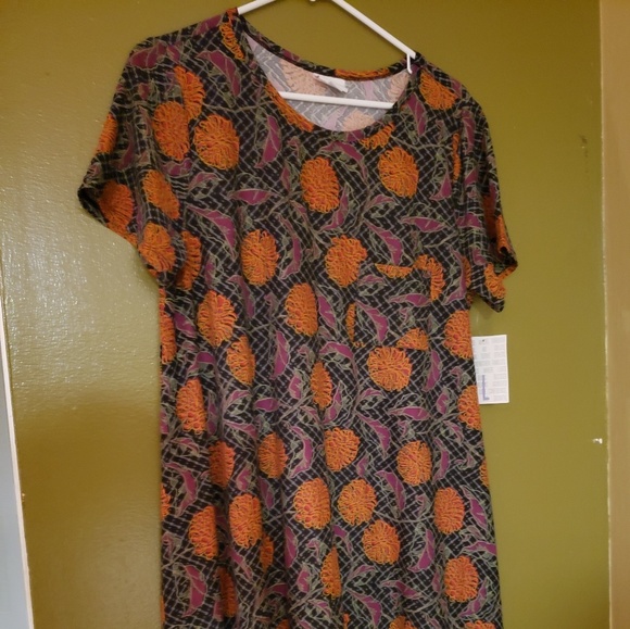 LuLaRoe Dresses & Skirts - Lularoe Carly XL LuLaRoe Dresses & Skirts - Lularoe Carly XL